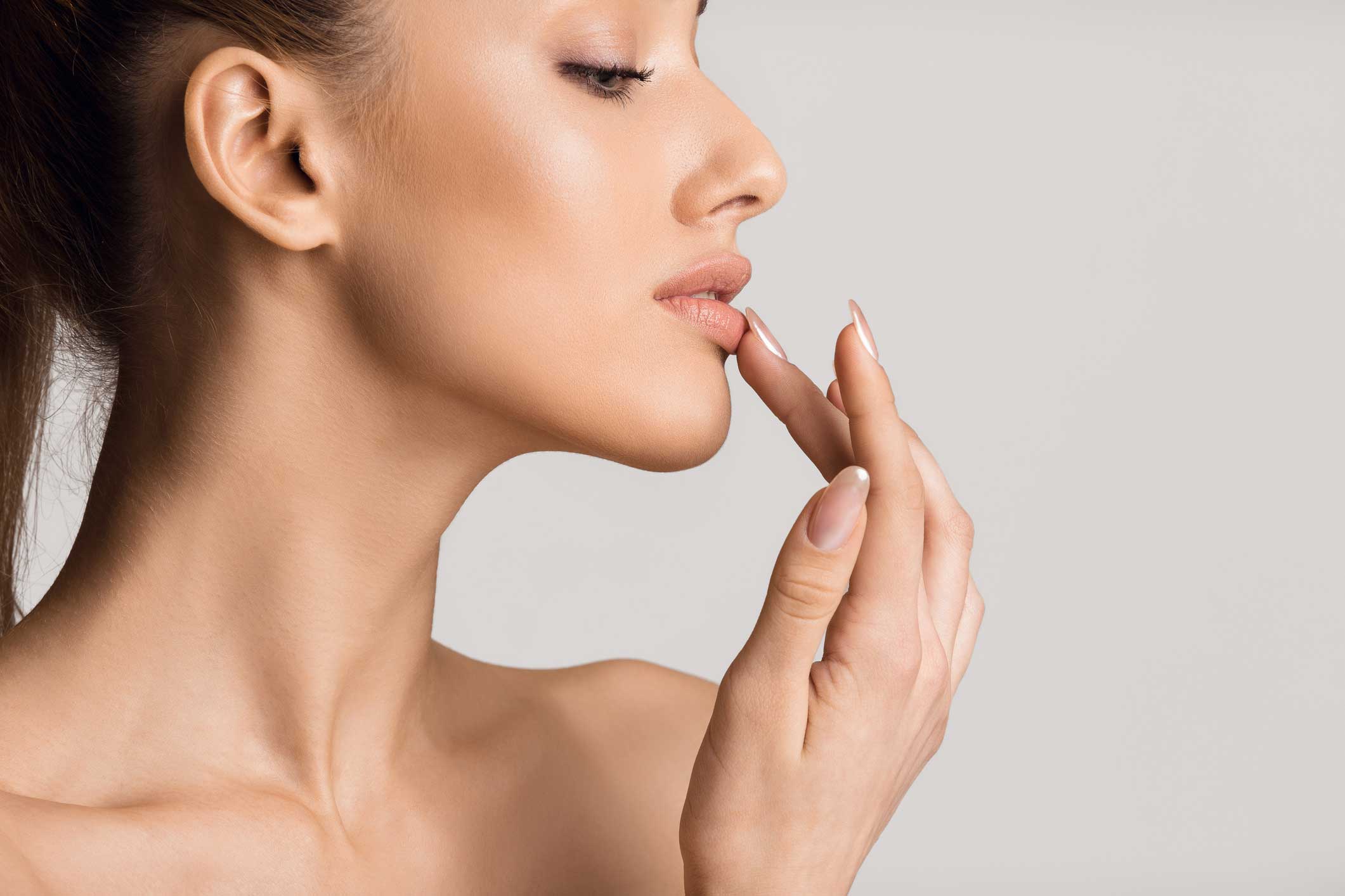 estetica-facial_labios estética facial en Santander, relleno de labios en Santander, ácido hialurónico en Santander, bichectomía en Santander